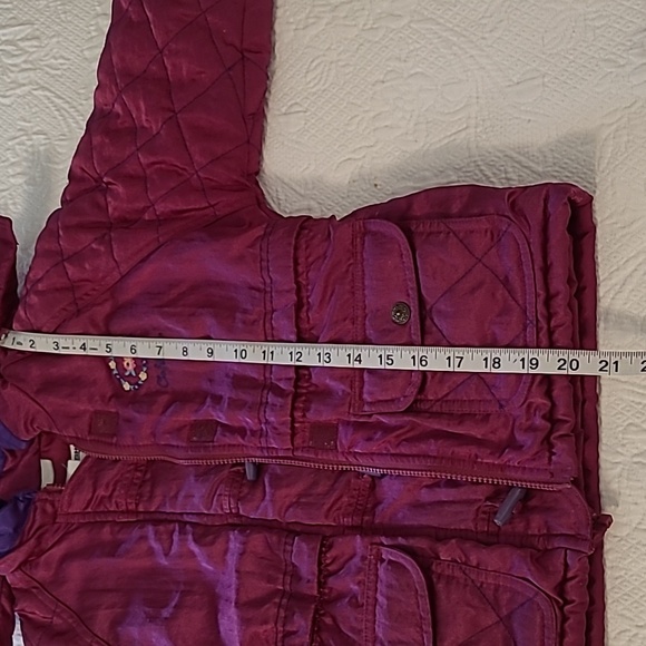 Vintage girls Osh-Kosh B'gosh winter jacket with detachable hood. - Picture 6 of 9